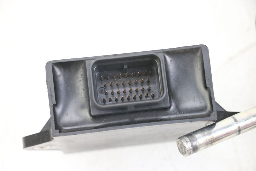 photo de LOCK KEY CDI IGNITION SWITCH KIT YAMAHA XMAX X-MAX 125 (2006 - 2009) - Product overview