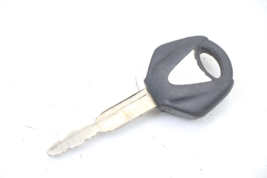 photo de LOCK SET KEY ECU YAMAHA X-MAX XMAX ABS 250 (2010 - 2014) - Fixing points details