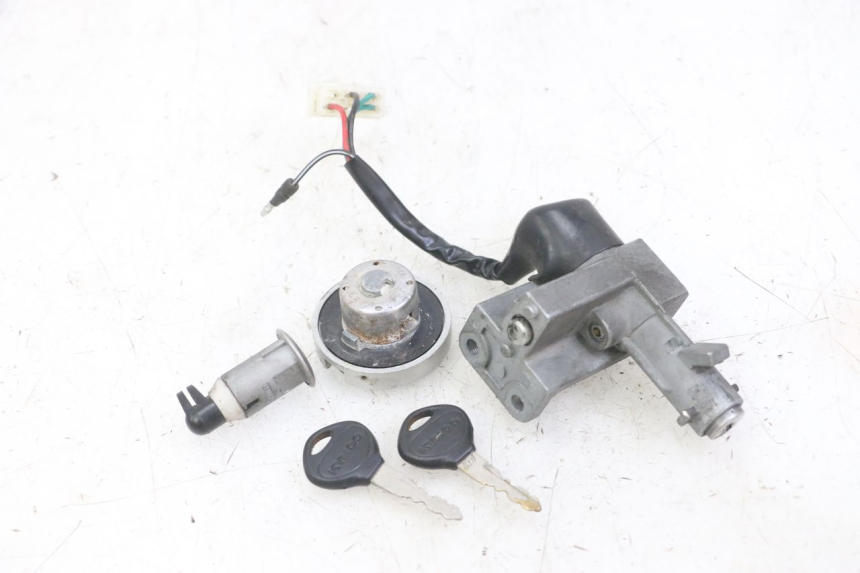 photo de LOCK KEY NEIMAN KIT KYMCO AGILITY 4T 50 (2005 - 2018) - Alternative perspective