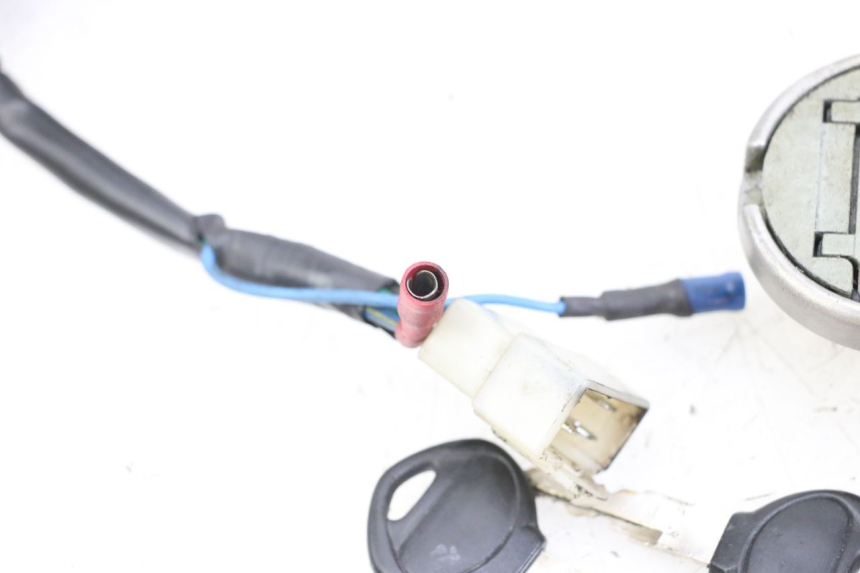 photo de LOCK KEY NEIMAN KIT KYMCO AGILITY RS 4T 50 (2009 - 2013) - Technical close-up