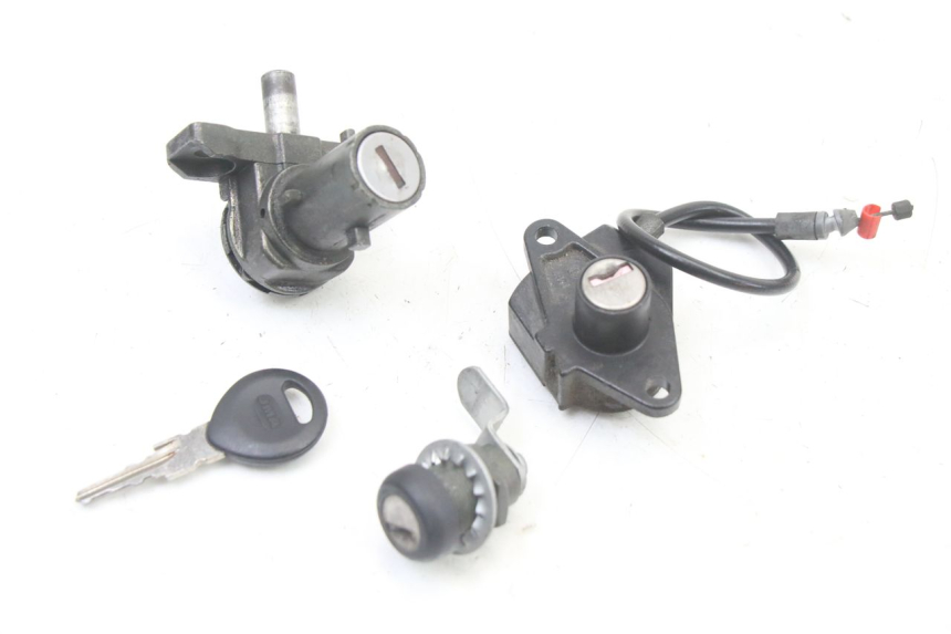 photo de LOCK SET KEY BMW C1 125 (2000 - 2003) - Main view
