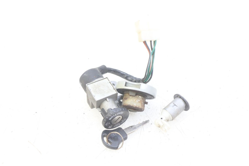 photo de LOCK KEY NEIMAN KIT BAOTIAN BT 49 QT-9 50 (2006 - 2010) - Zoom on usage condition