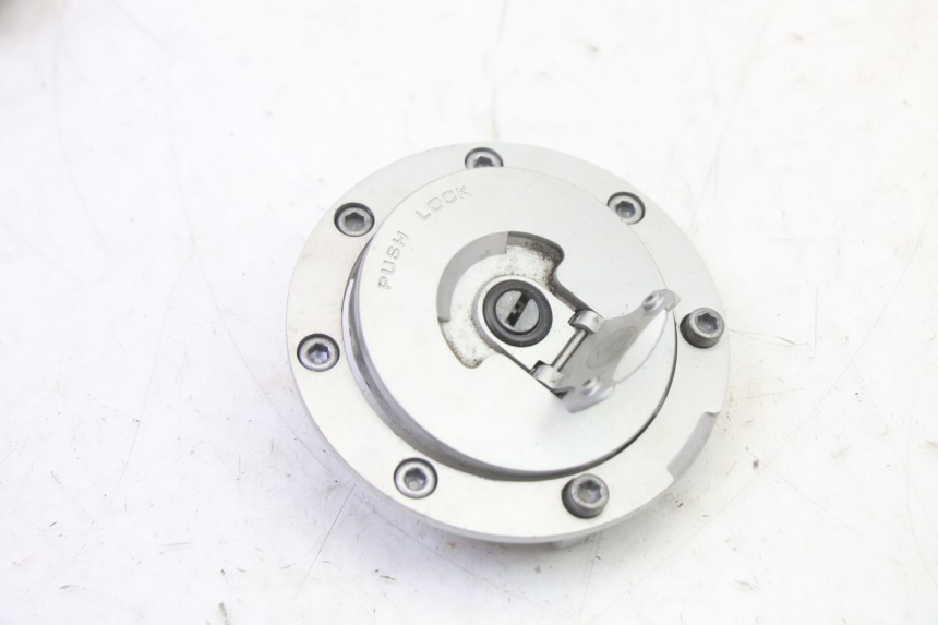 photo de LOCK KEY NEIMAN KIT HONDA CBR RR FIREBLADE 900 (1992 - 1994) - Distinctive features