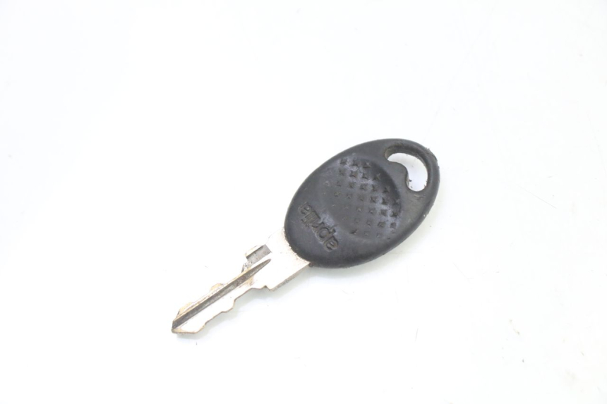 photo de LOCK SET KEY APRILIA CLASSIC 125 (1995 - 2001) - Zoom on usage condition