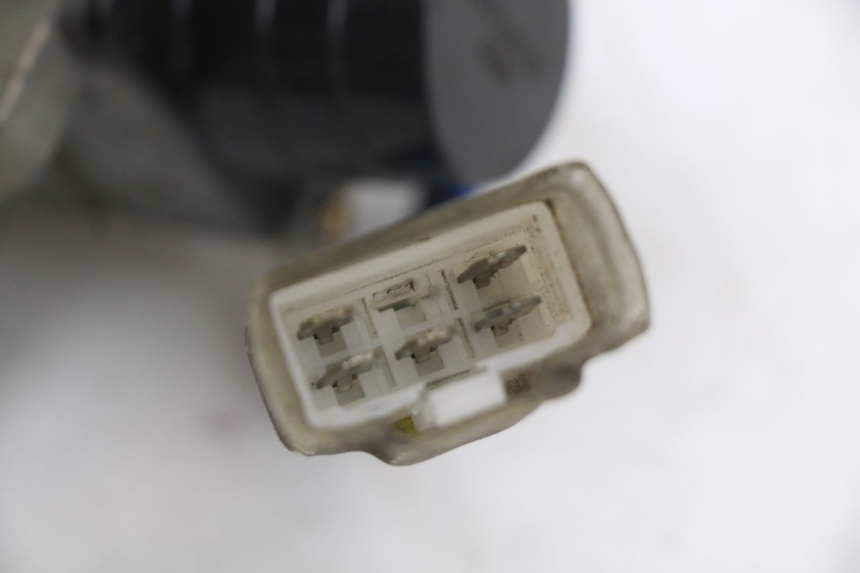 photo de LOCK KEY NEIMAN KIT KYMCO DINK STREET 125 (2009 - 2014) - Fixing points details