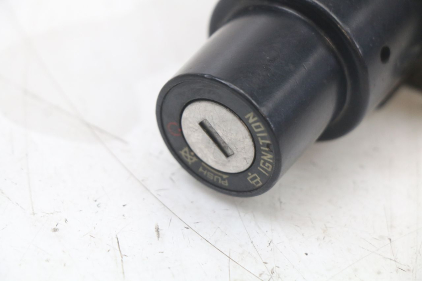 photo de LOCK SET KEY EBROH BRAVO GLE 1 (2020 - 2024) - Alternative perspective