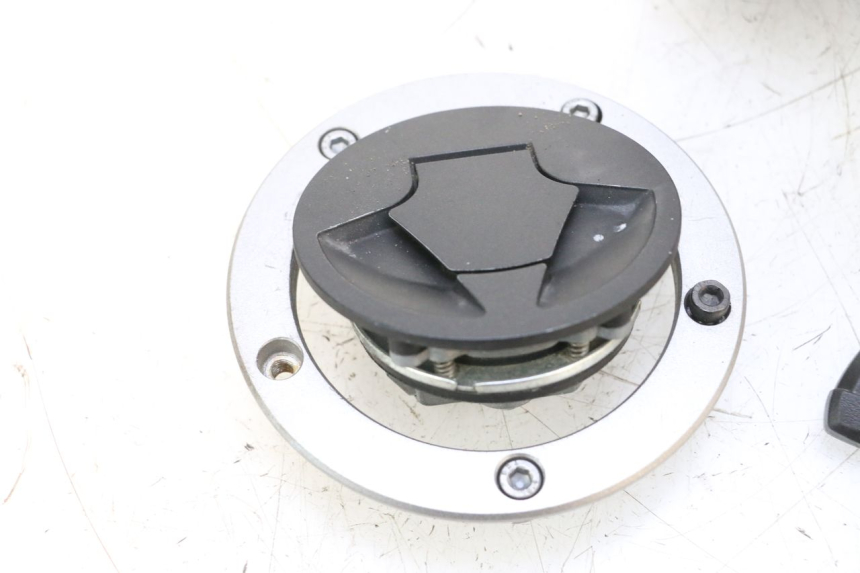 photo de LOCK SET KEY KAWASAKI ER-6 ER6 F ABS 650 (2012 - 2016) - Additional view of the item