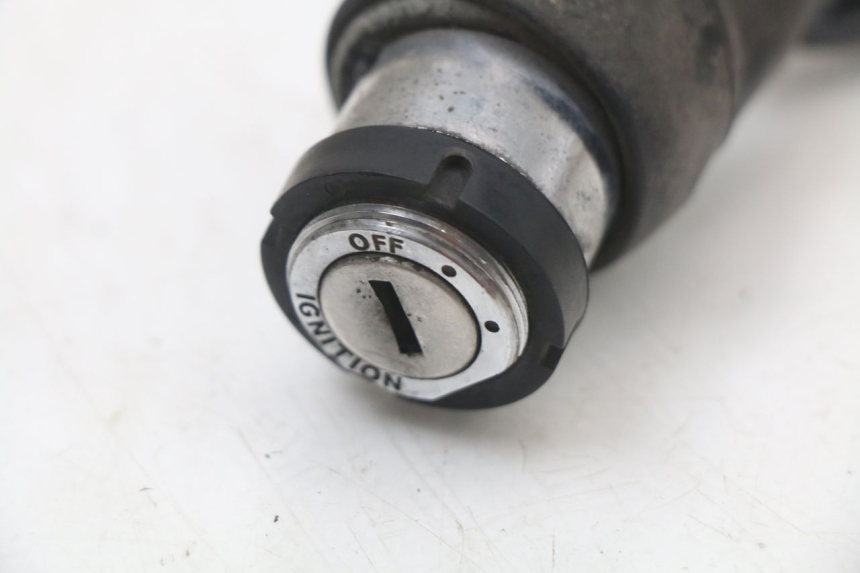 photo de LOCK KEY NEIMAN KIT SUZUKI GN 125 (1997 - 2000) - Surface and material condition