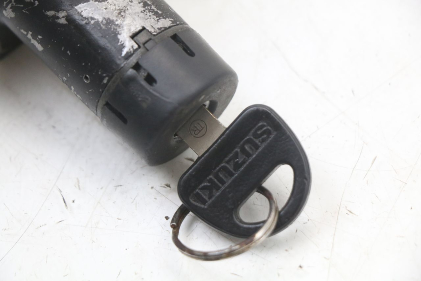 photo de LOCK SET KEY SUZUKI GSX E 250 (1982 - 1983) - Checked used part