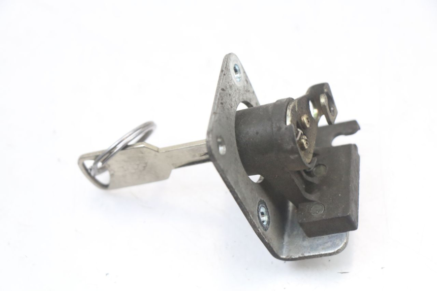 photo de LOCK SET KEY SUZUKI GZ MARAUDER 125 (1998 - 2004) - Supplementary product photo