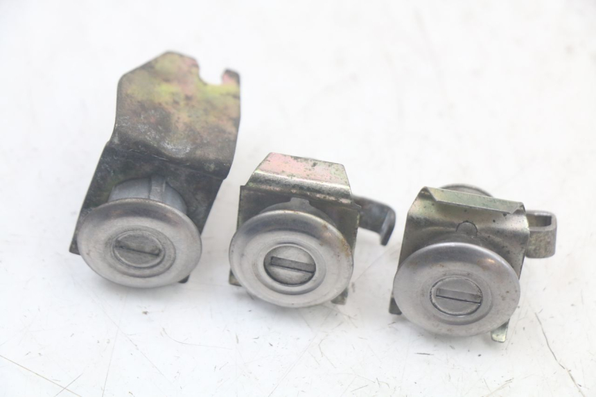 photo de LOCK KEY NEIMAN KIT KYMCO LIKE 125 (2009 - 2016) - Surface and material condition