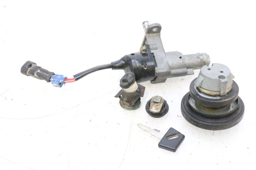 photo de LOCK SET KEY KEEWAY MATRIX RX9 125 (2006 - 2007) - Checked used part