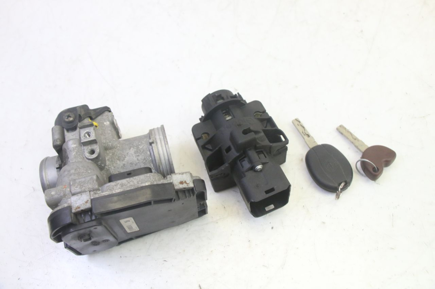 photo de LOCK SET KEY PIAGGIO MP3 HPE 350 (2018 - 2020) - Component detail