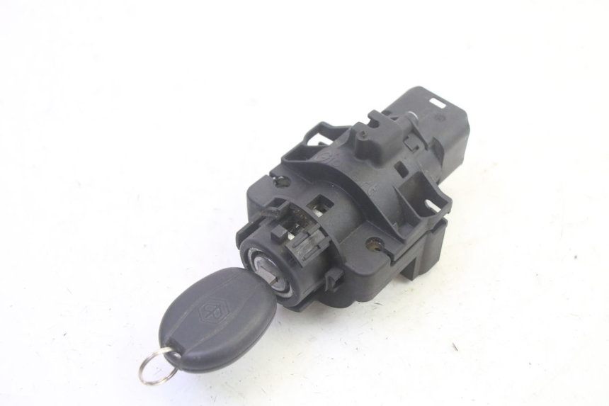 photo de LOCK SET KEY PIAGGIO MP3 HPE 350 (2018 - 2020) - Product overview