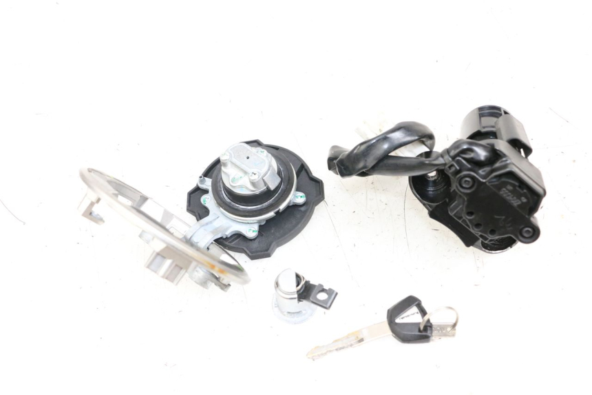 photo de LOCK SET KEY KAWASAKI NINJA 400 (2018 - 2023) - Product overview