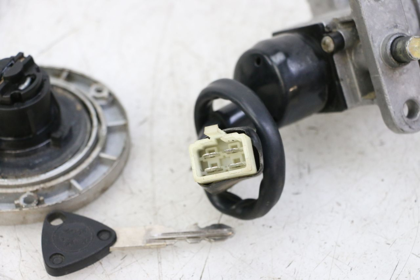 photo de LOCK SET KEY PEUGEOT SPEEDFIGHT 3 LC 2T 50 (2009 - 2015) - Component detail