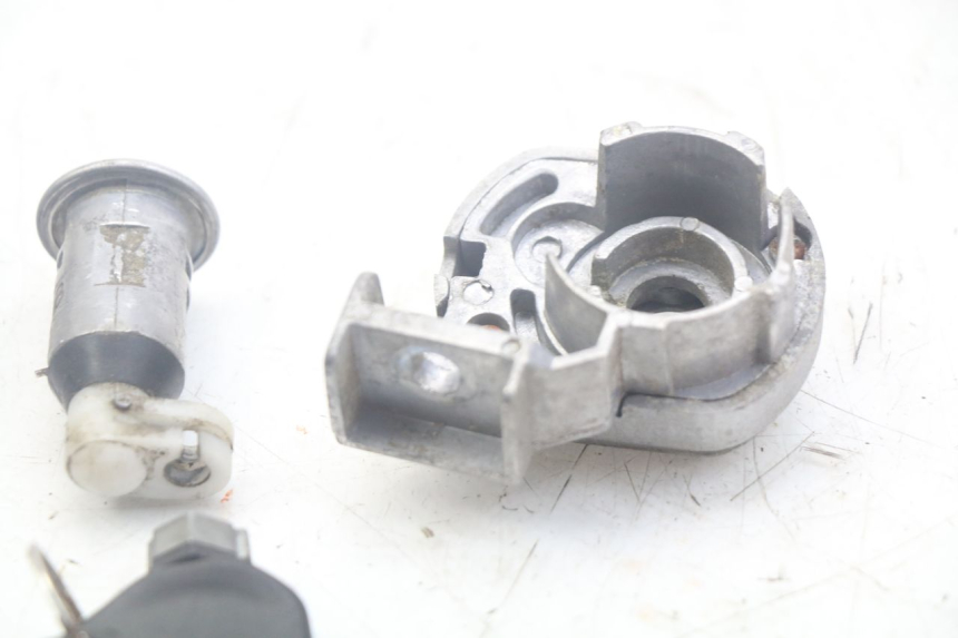 photo de LOCK SET KEY DOLPHIN PYGMY 1 (2020 - 2024) - Component detail