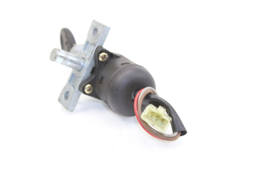 photo de LOCK KEY NEIMAN KIT YAMAHA SLIDER NAKED 50 (2004 - 2018) - Fixing points details