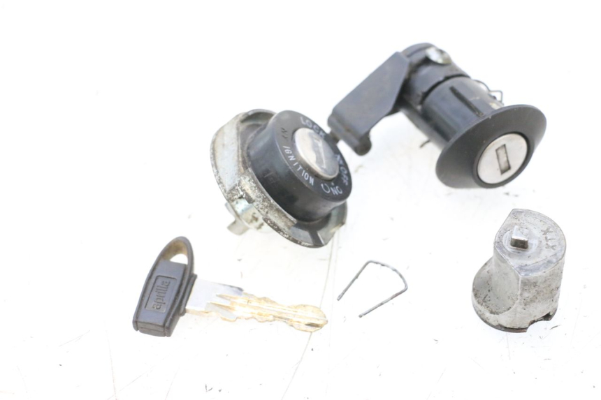 photo de LOCK SET KEY APRILIA SR MOTARD 50 (2012 - 2018) - Zoom on usage condition