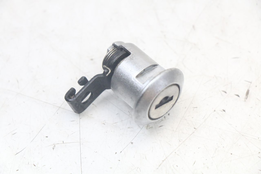 photo de LOCK KEY NEIMAN KIT KAWASAKI VERSYS ABS 650 (2015 - 2018) - Component zoom