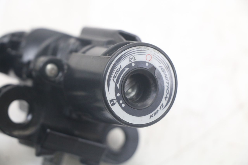 photo de LOCK KEY NEIMAN KIT KAWASAKI VERSYS ABS 650 (2015 - 2018) - Technical close-up