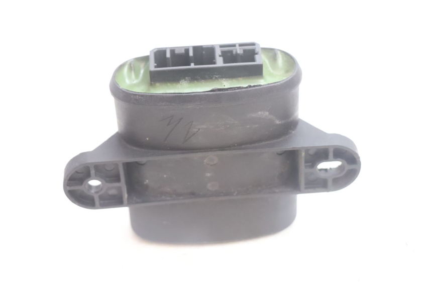 photo de LOCK SET KEY PEUGEOT VIVACITY 100 (1999 - 2008) - High-resolution close-up