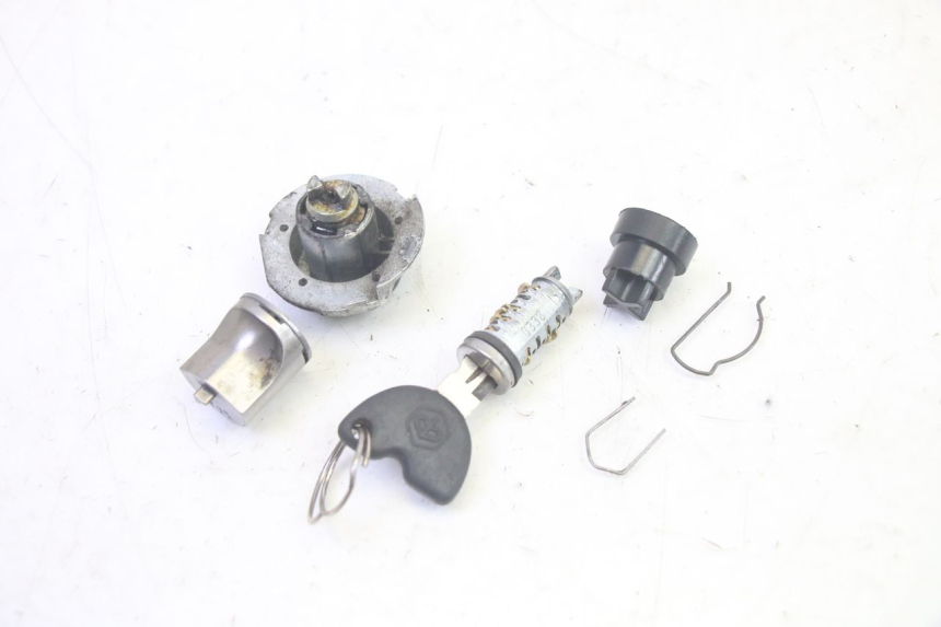 photo de LOCK KEY NEIMAN KIT PIAGGIO ZIP 4T 50 (2018 - 2020) - Component detail