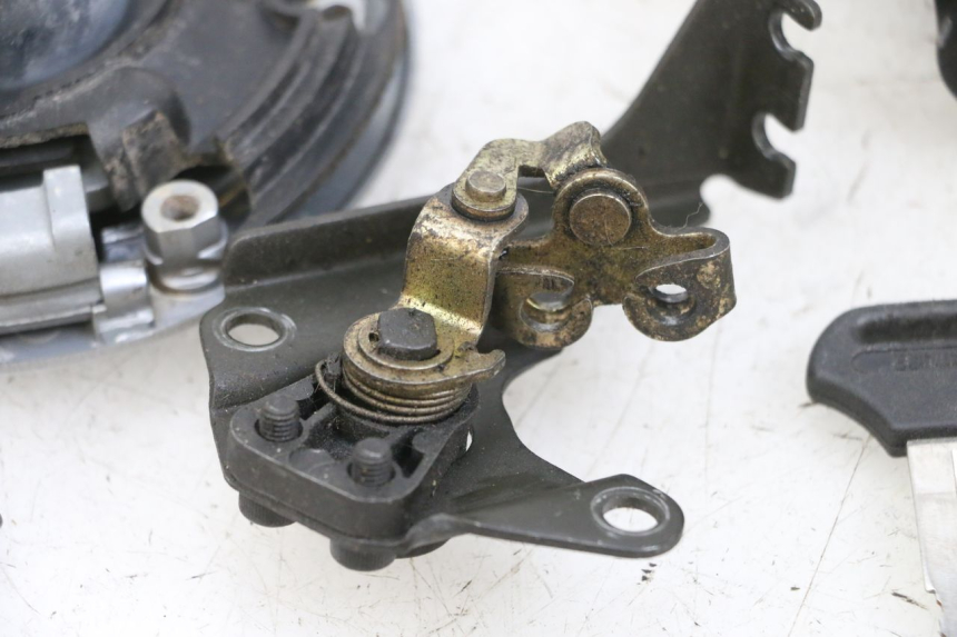 photo de LOCK SET KEY KAWASAKI ZR 7 750 (1999 - 2004) - Markings and original references