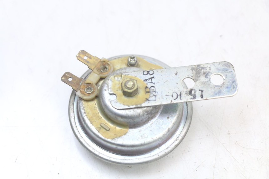 photo de HORN KYMCO DINK 4T 50 (2007 - 2018) - Zoom on usage condition