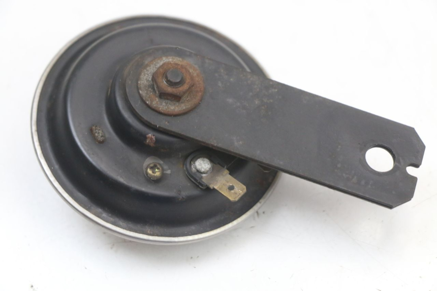 photo de HORN SUZUKI GZ MARAUDER 125 (1998 - 2004) - Zoom on usage condition