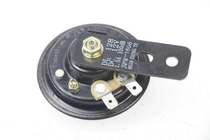 photo de HORN PEUGEOT KISBEE 2T 50 (2010 - 2017) - Component detail