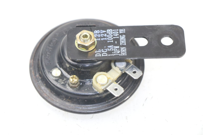 photo de HORN PEUGEOT KISBEE 2T 50 (2010 - 2017) - Component detail