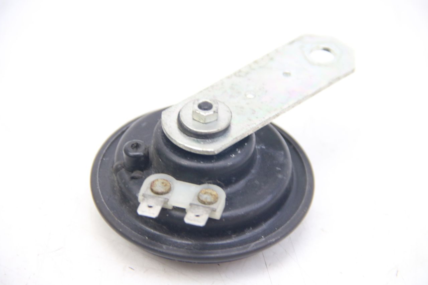 photo de HORN SUZUKI SIXTEEN 125 (2008 - 2010) - Zoom on usage condition