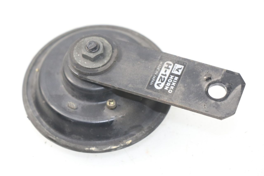 photo de HORN TRIUMPH SPRINT ST ABS 1050 (2005 - 2007) - Zoom on usage condition