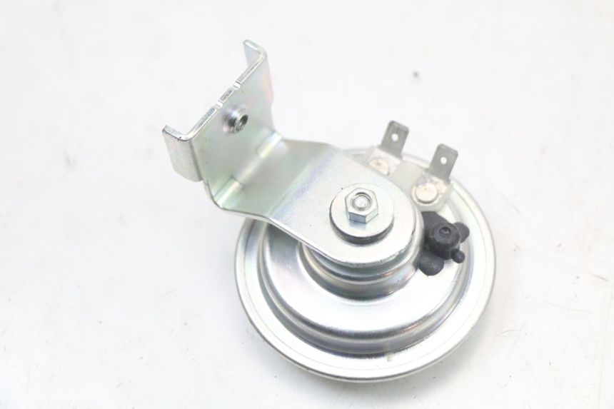 photo de HORN PIAGGIO VESPA PRIMAVERA 4T 50 (2021 - 2024) - Component detail