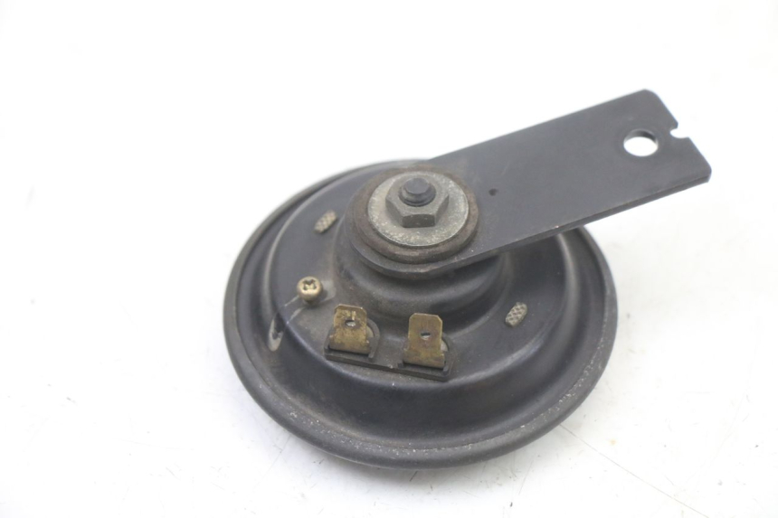 photo de HORN YAMAHA FZS FAZER 600 (2001 - 2003) - Zoom on usage condition