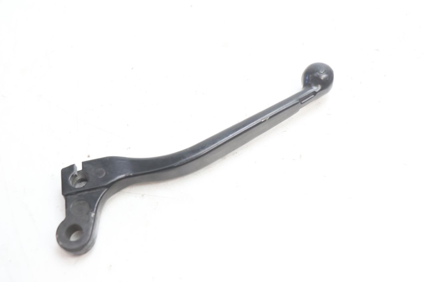 photo de LEFT BRAKE LEVER PEUGEOT KISBEE 2T 50 (2010 - 2017) - Zoom on usage condition