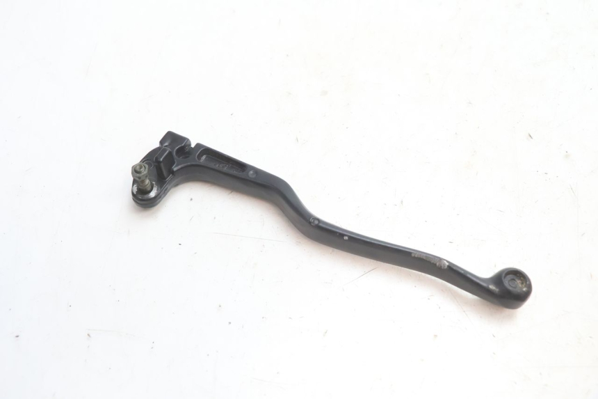 photo de LEFT BRAKE LEVER YAMASAKI STREET 50 (2013 - 2018) - Zoom on usage condition