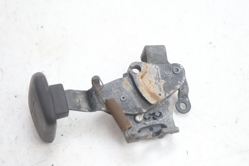 photo de PARKING BRAKE LEVER SUZUKI BURGMAN EXECUTIVE ABS 650 (2006 - 2012) - Surface and material condition