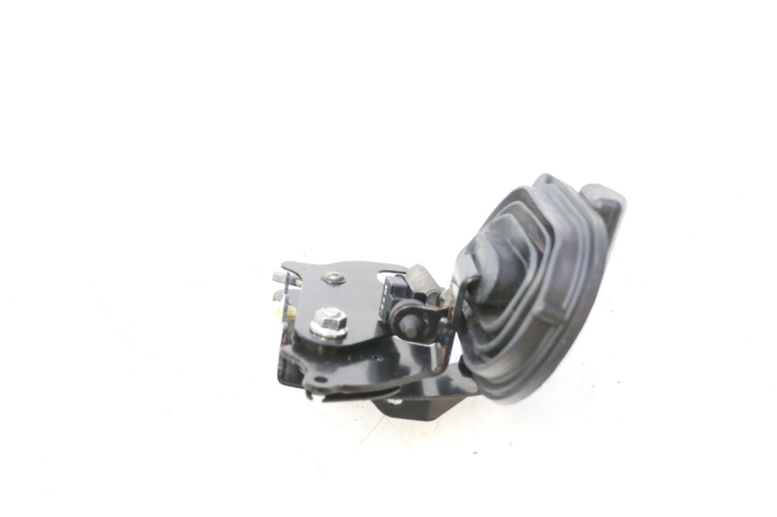 photo de PARKING BRAKE LEVER HONDA FJS SILVER WING SILVERWING 400 (2005 - 2008) - Zoom on usage condition