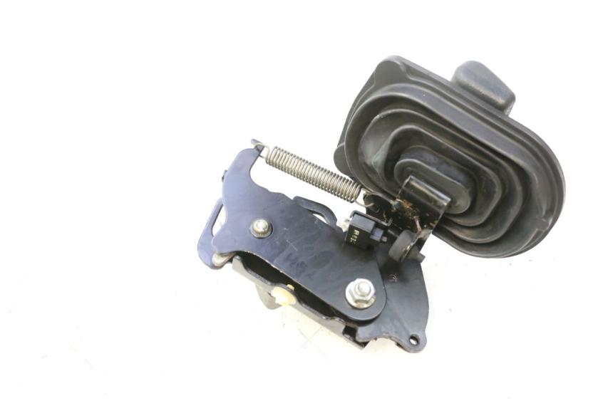 photo de PARKING BRAKE LEVER HONDA FJS SILVER WING SILVERWING 400 (2005 - 2008) - Technical close-up