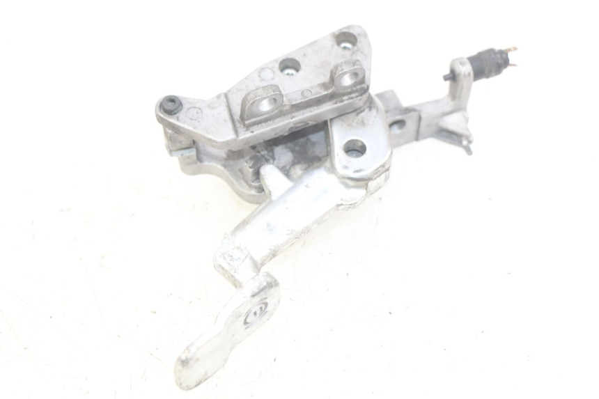 photo de PARKING BRAKE LEVER GILERA GP 800 (2007 - 2013) - Component detail