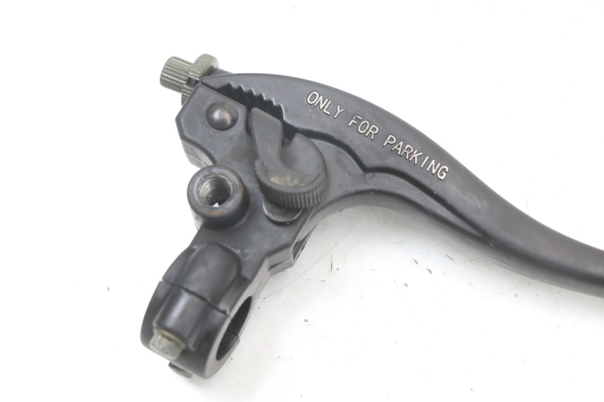 photo de PARKING BRAKE LEVER HYTRACK HY S 4X4 410 (2013 - 2016) - Alternative perspective