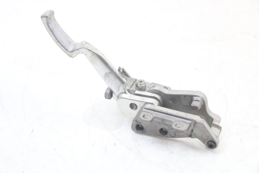 photo de PARKING BRAKE LEVER PIAGGIO MP3 LT 400 (2007 - 2012) - Fixing points details