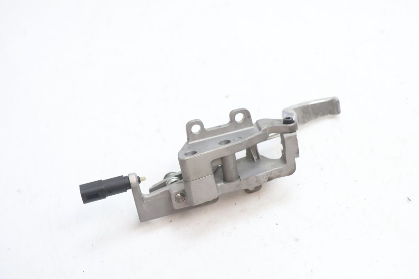 photo de PARKING BRAKE LEVER PIAGGIO MP3 LT 400 (2007 - 2012) - Alternative perspective