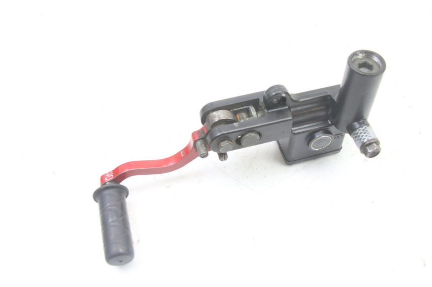 photo de PARKING BRAKE LEVER LIGIER PULSE 3 1 (2014 - 2020) - Fixing points details