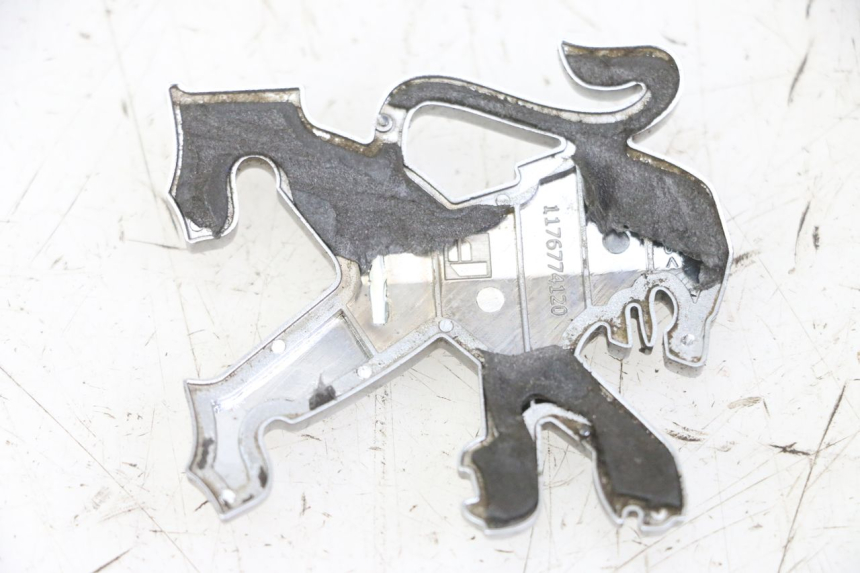 photo de BRAND LOGO PEUGEOT SATELIS COMPRESSOR K15 125 (2006 - 2009) - Zoom on usage condition