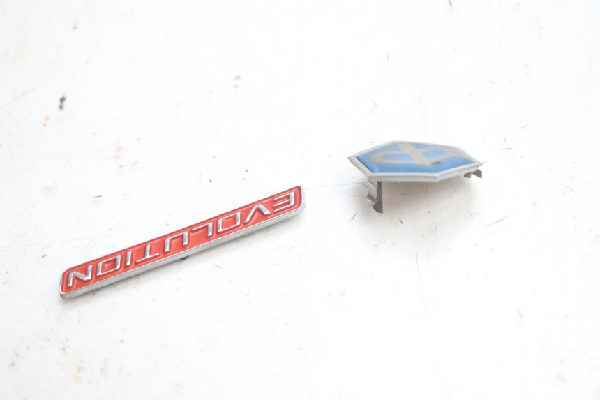 photo de BRAND LOGO PIAGGIO X9 EVOLUTION 125 (2003 - 2007) - Alternative perspective