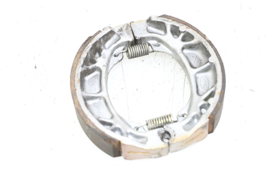 photo de BRAKE SHOES KYMCO AGILITY PREMIUM 50 (2007 - 2010) - Zoom on usage condition