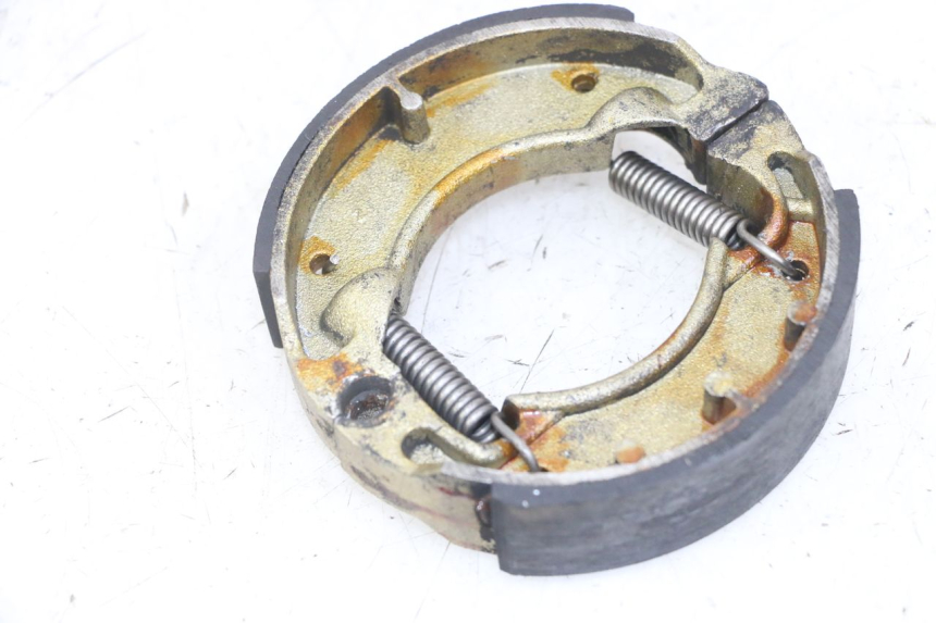 photo de BRAKE SHOE MBK BOOSTER SPIRIT NAKED 50 (2004 - 2017) - Technical close-up